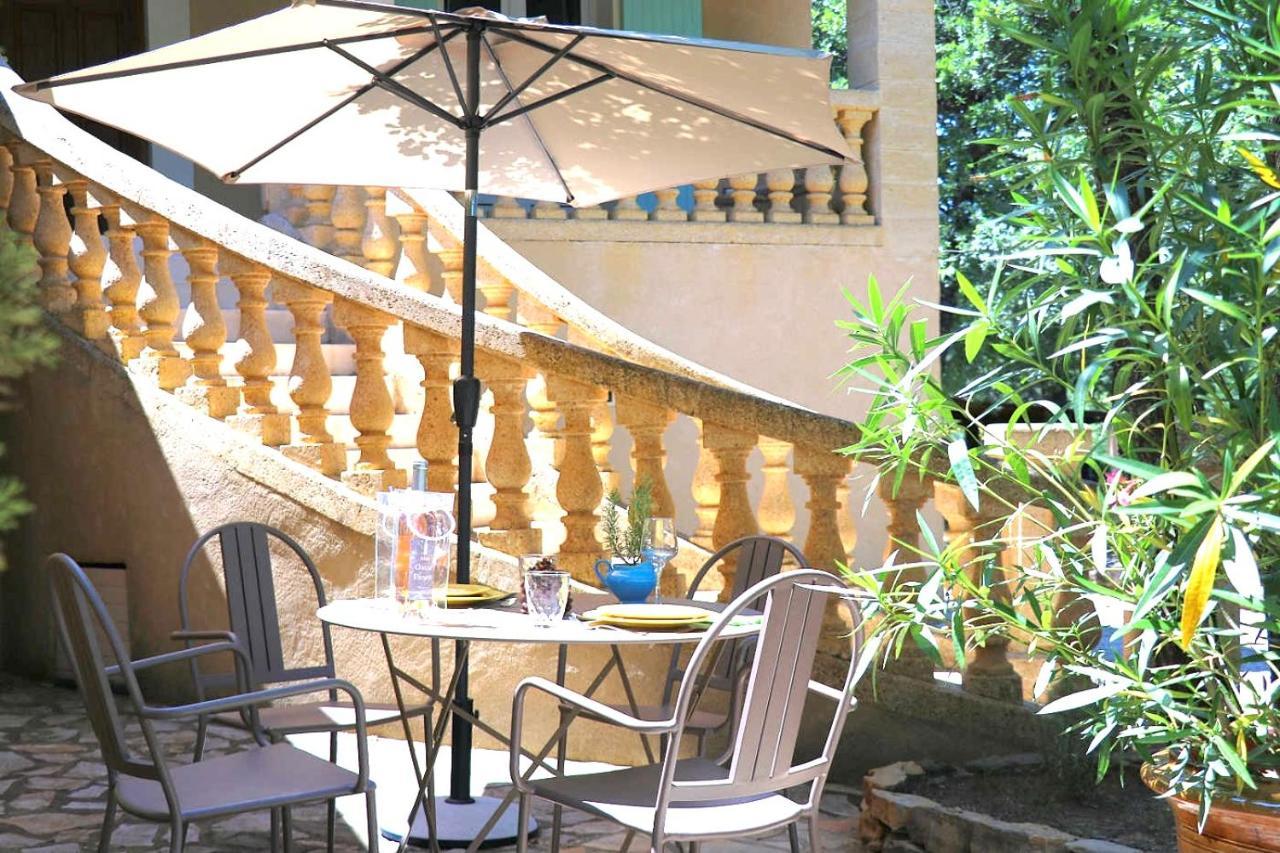 La Villa Du Petit Bois Les Lavandes Faucon  Экстерьер фото